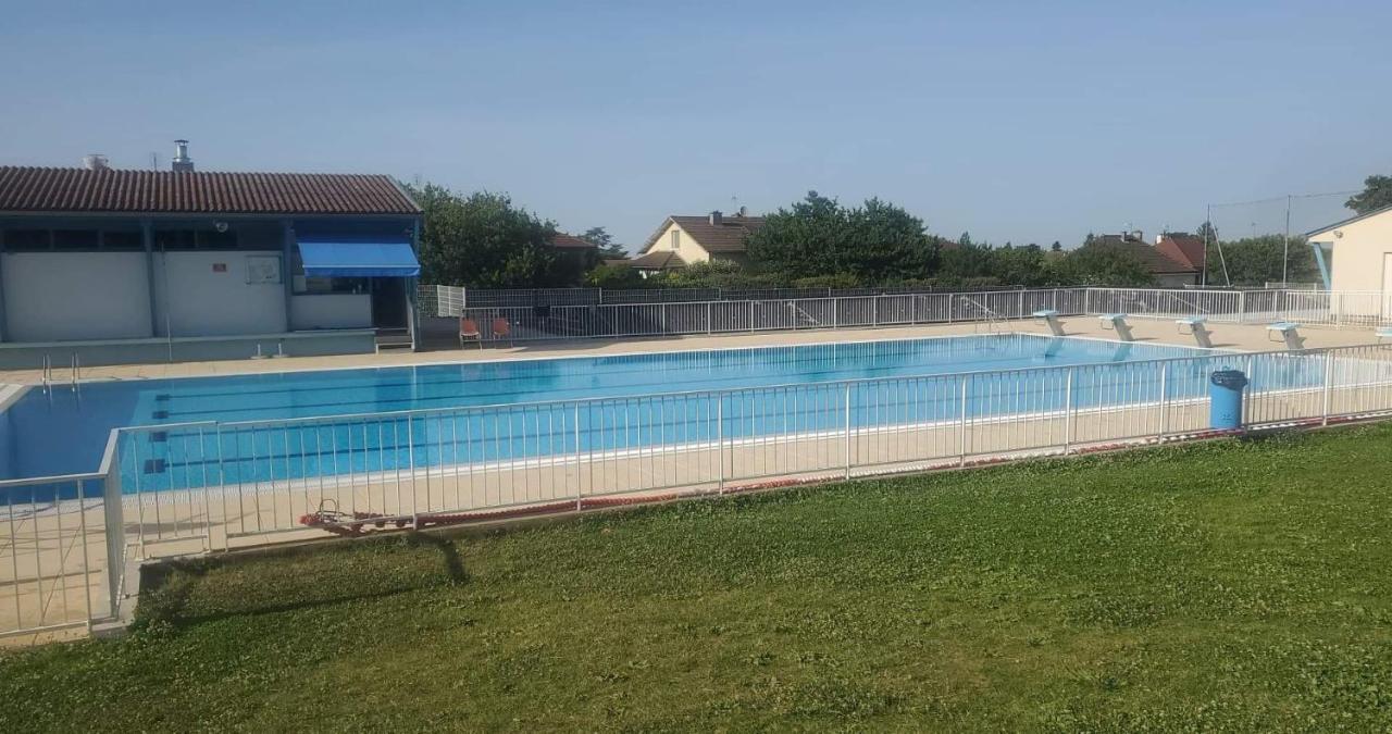 Les Fontaines Villa Laives Luaran gambar
